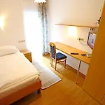Cprooms24 * Miesenbach (Lower Austria)